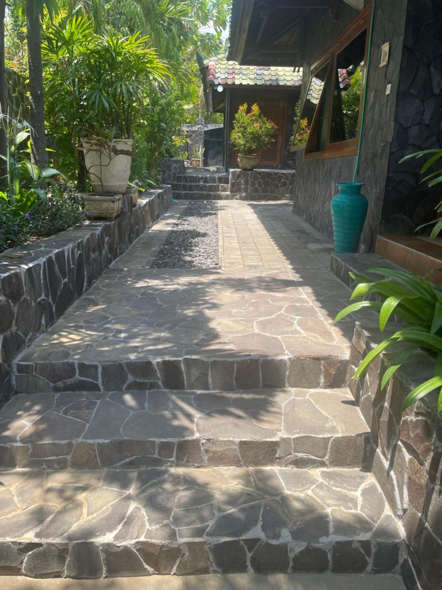 Absolute Beachfront, Paradise, 3Br Villa With Private Pool On 1200M2 Of Tropical Land Tulamben Extérieur photo